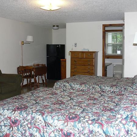 Locust Grove Motel Ballston Spa Exterior photo